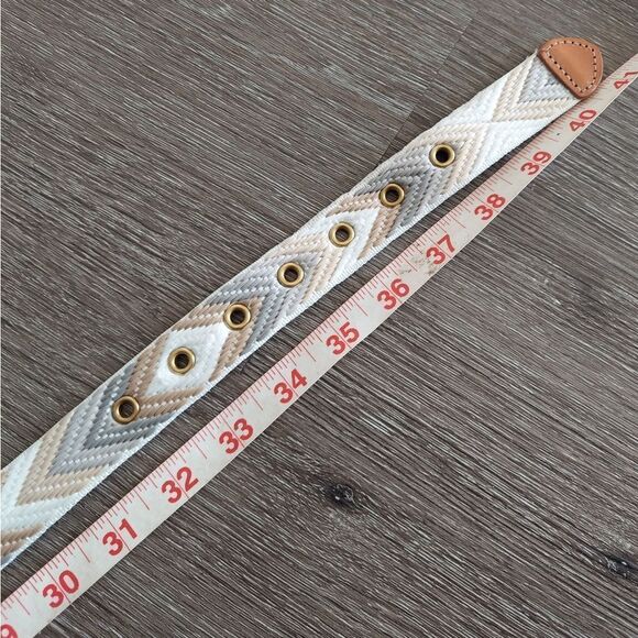 J Crew Chevron Pattern Belt Medium EUC - Picture 6 of 7